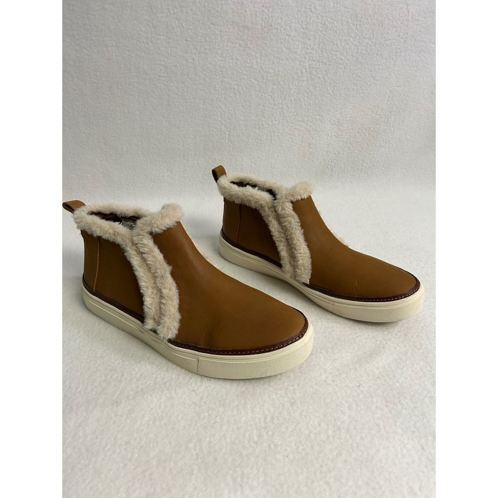 Cozy Winter Gorpcore TOMS Womens 8 Brown Faux Fur Leather Slip On Bootie Sneaker